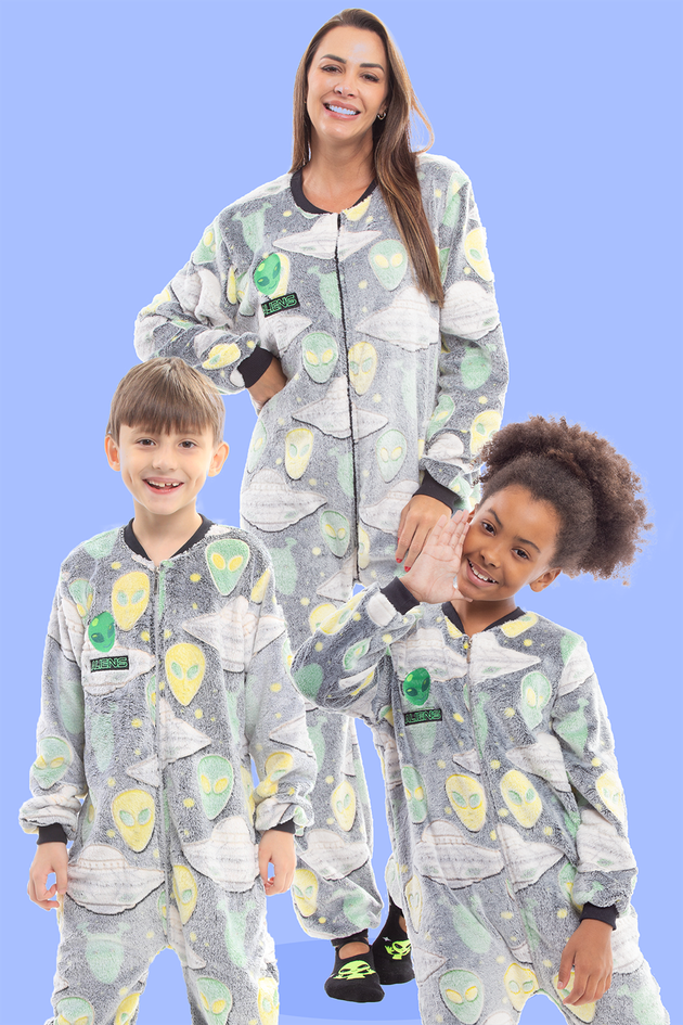 macacao-de-inverno-infantil-unissex-em-fleece-brilha-no-escuro-alien.png